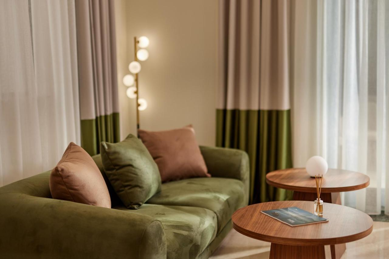 Hotel Diplomat By Aycon بودفا المظهر الخارجي الصورة