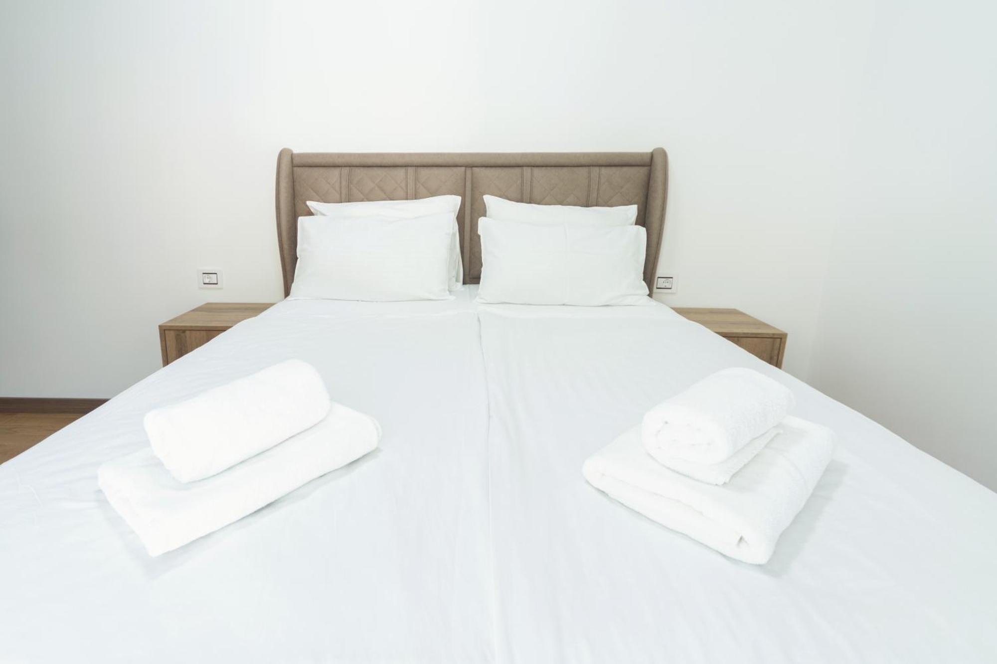 Hotel Diplomat By Aycon بودفا المظهر الخارجي الصورة