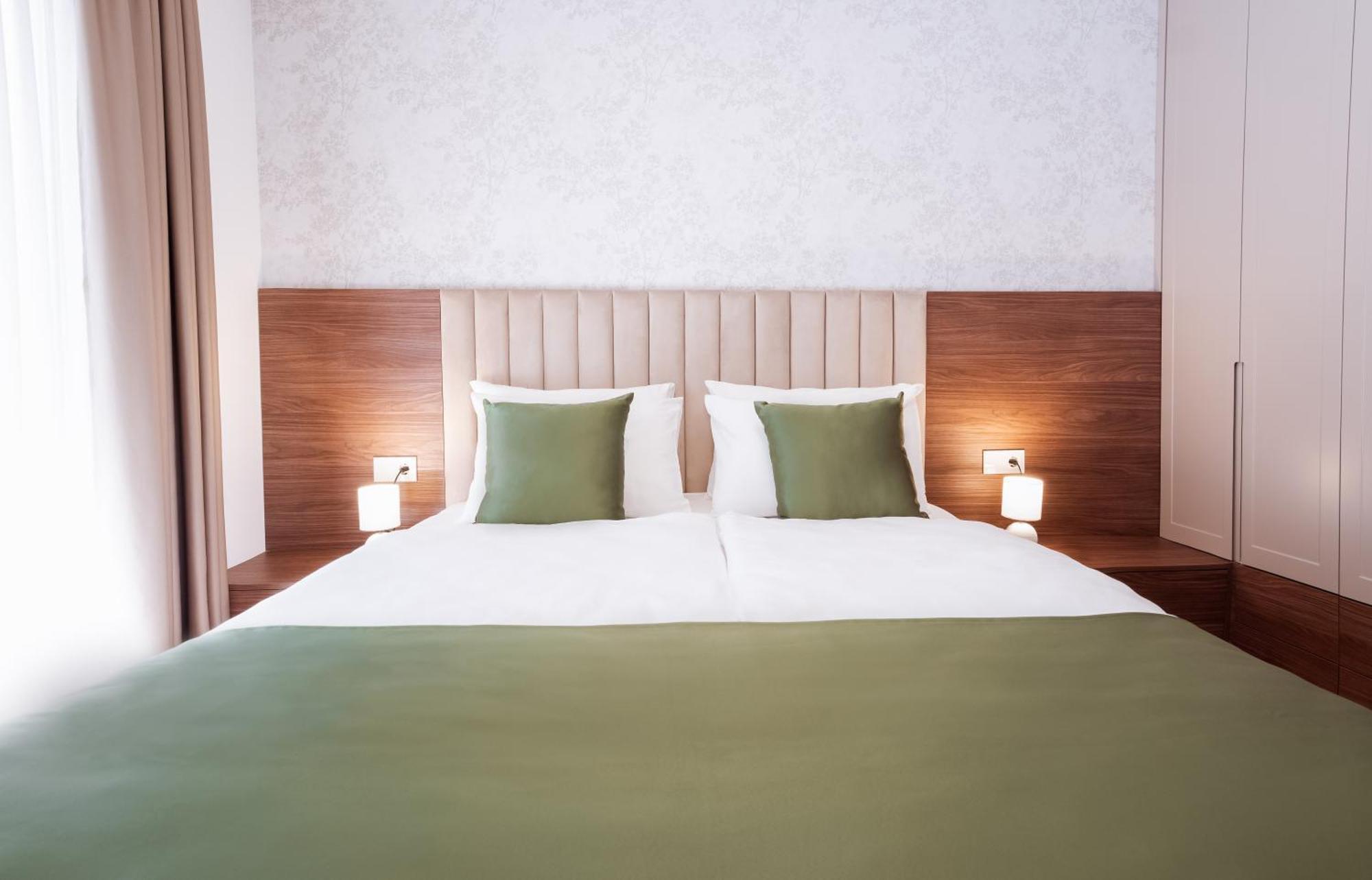 Hotel Diplomat By Aycon بودفا المظهر الخارجي الصورة